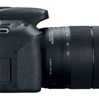 دوربین دیجیتال کانن مدل EOS 77D به همراه لنز 18-135 میلی متر IS USM